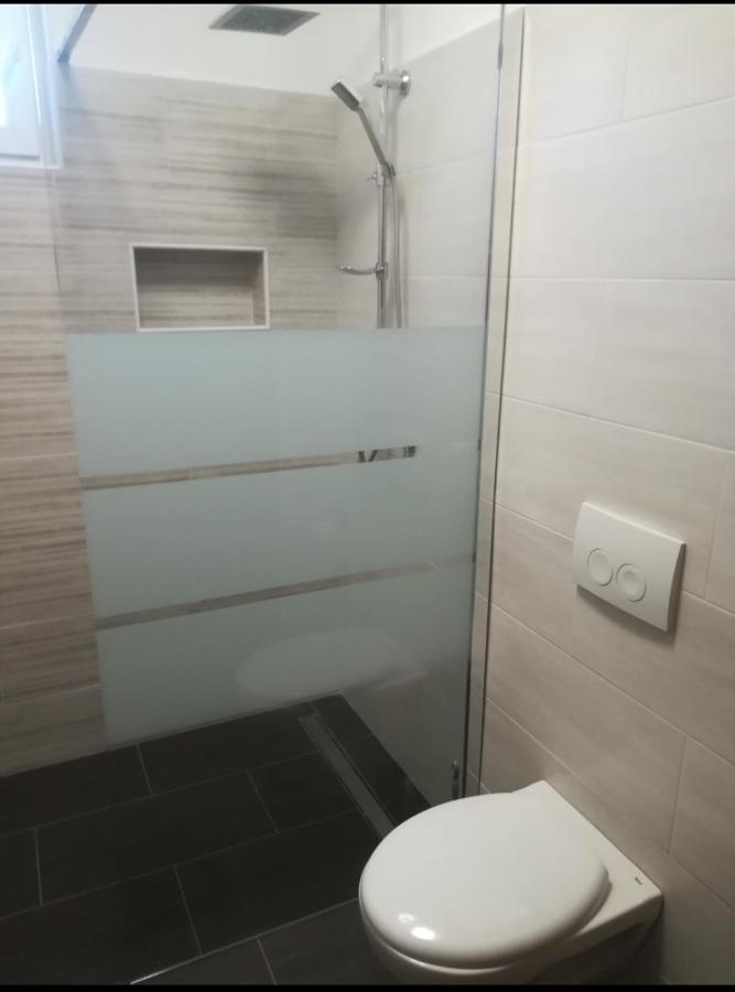 Apartman Hric -50M Od Plaze- Малий Лошинь Екстер'єр фото